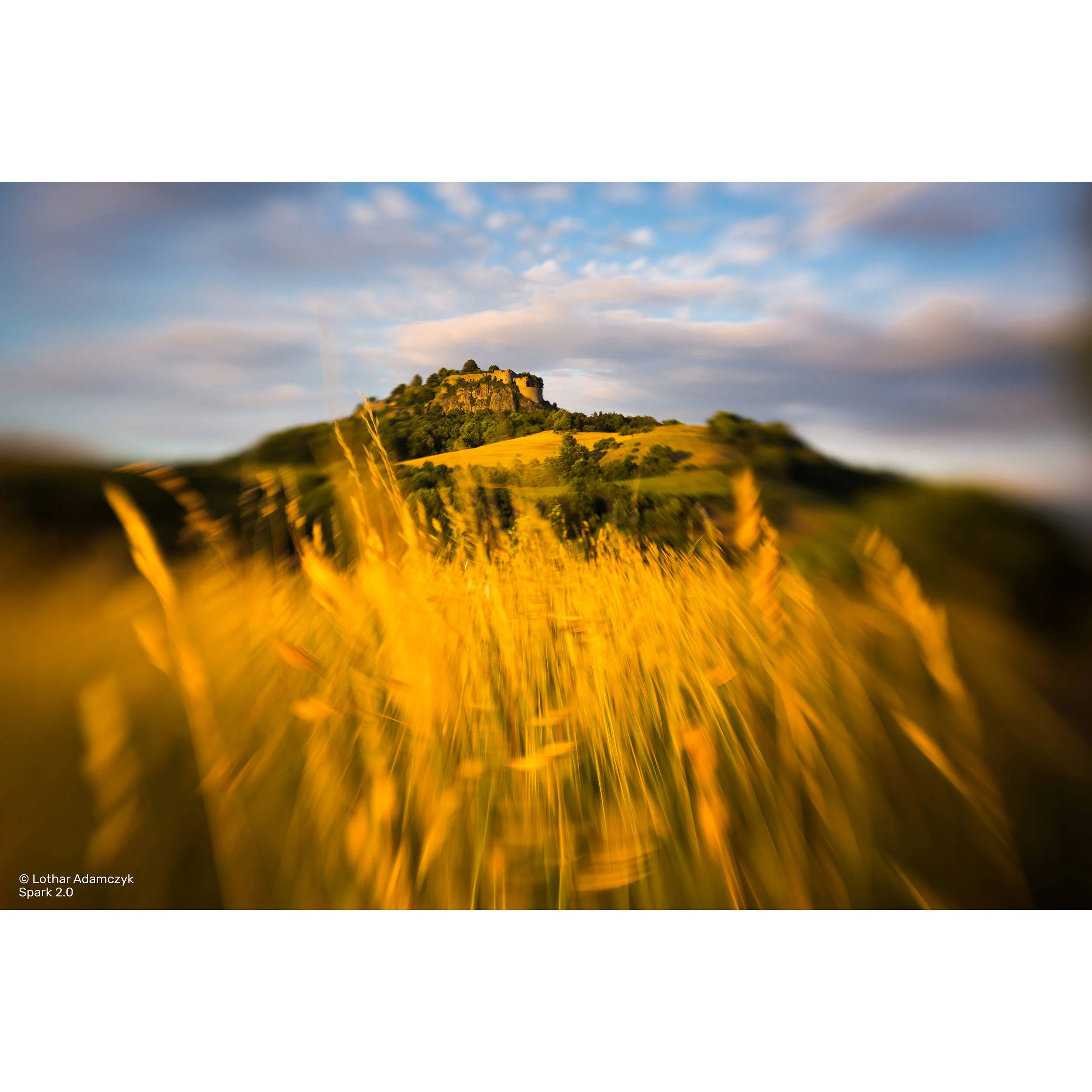 Lensbaby Spark 2.0 with Sweet 50 Optic for Canon RF - Image 4